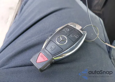 2017 Mercedes-Benz Glc 300 4Matic from USA, damaged, VIN WDC0G4KBXHV013185